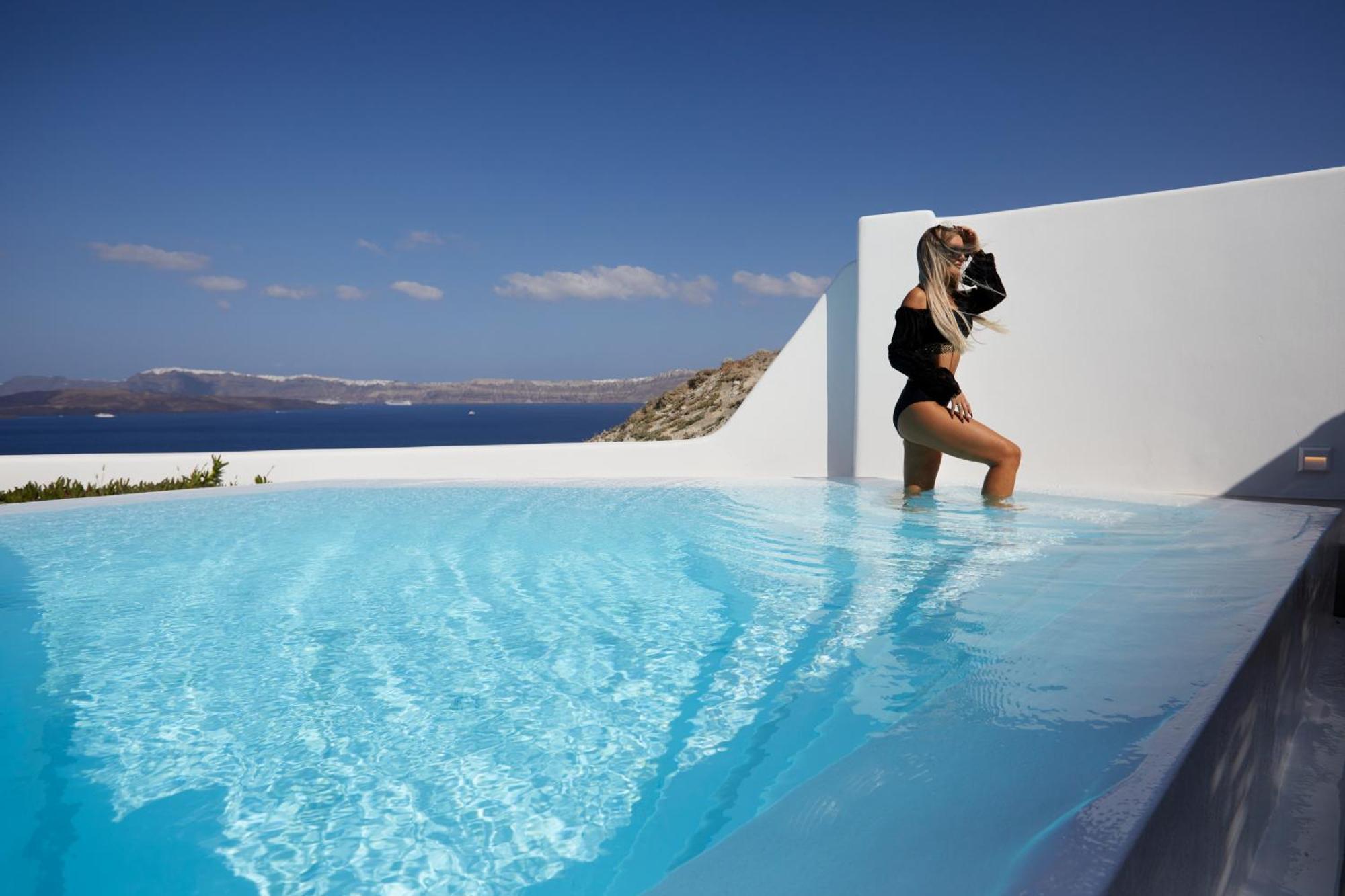 Phos The Boutique Hotel อาโกรตีรี ภายนอก รูปภาพ