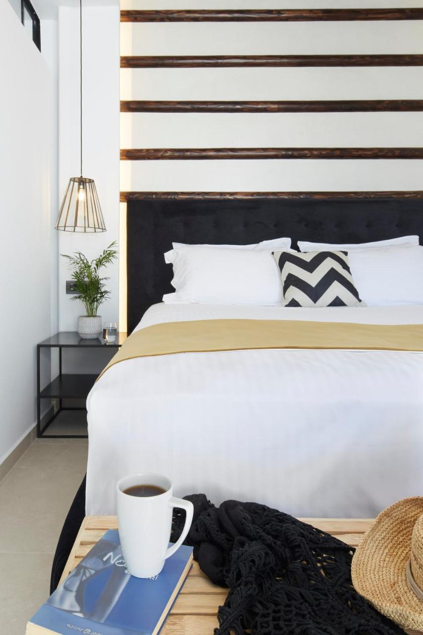 Phos The Boutique Hotel อาโกรตีรี ภายนอก รูปภาพ